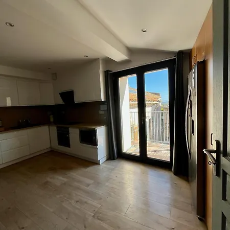 Tatil Evi April' House