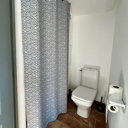 April' House Tatil Evi *